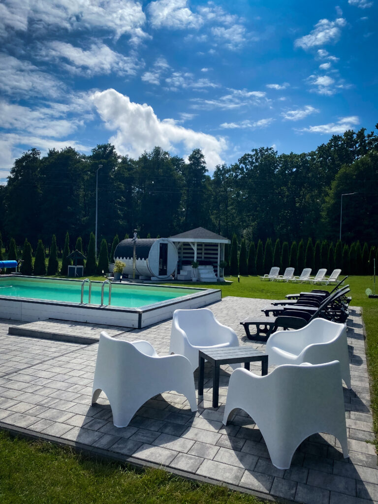 bff11c89 d8f4 4430 aea7 5445f2c3664a